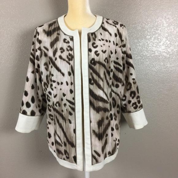 Chicos Reversible Linen Khaki Cheetah Jacket - Picture 6 of 8